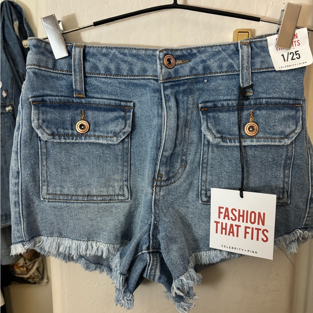 Celebrity Pink Women's Light Blue Denim Shorts